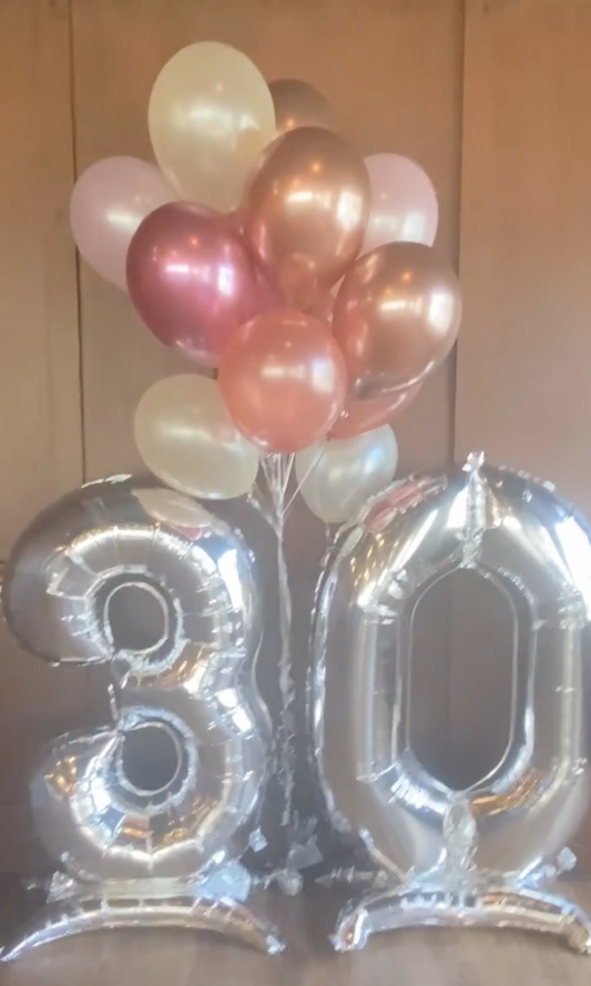 Non-floating, Standing Silver Number "0" (50 Inch)
