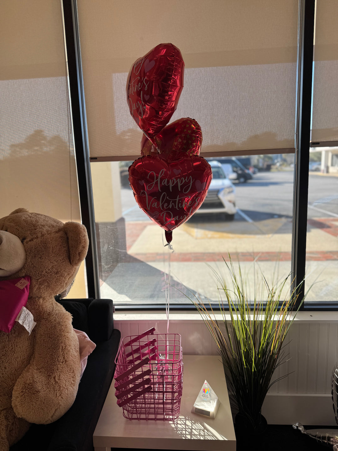 Minimal Happy Valentine&