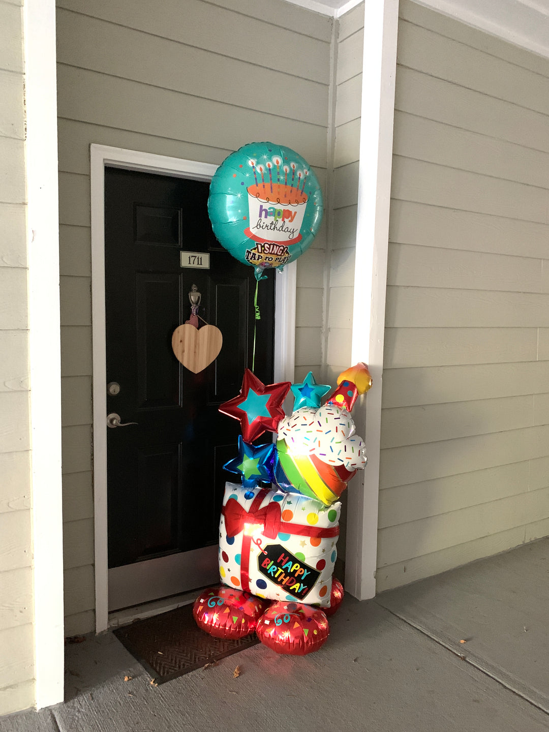 Giant Birthday Gift Stacker Airloonz Balloon (55 Inch)