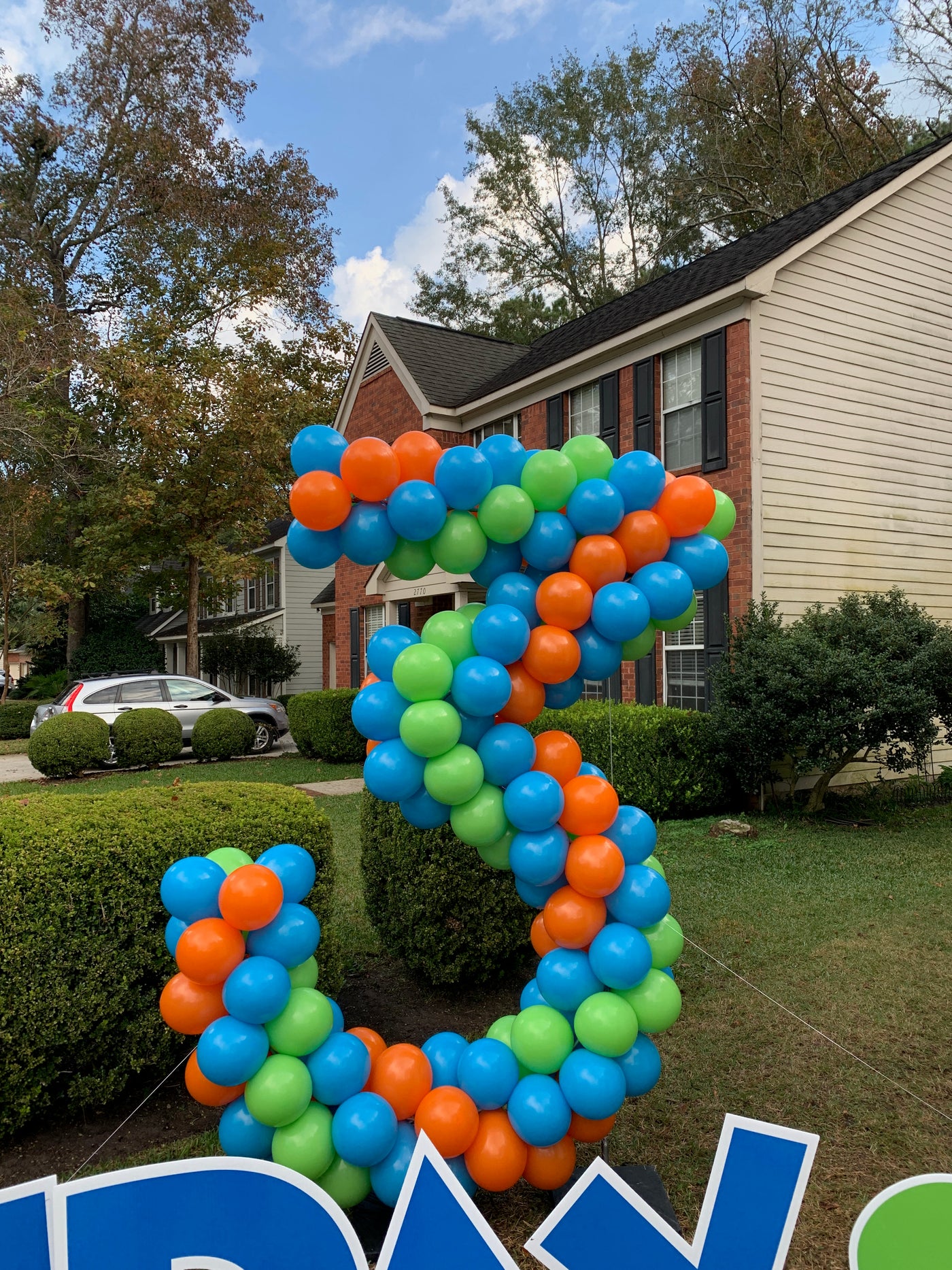 Small Caribbean Blue Latex Balloon (11 Inch)