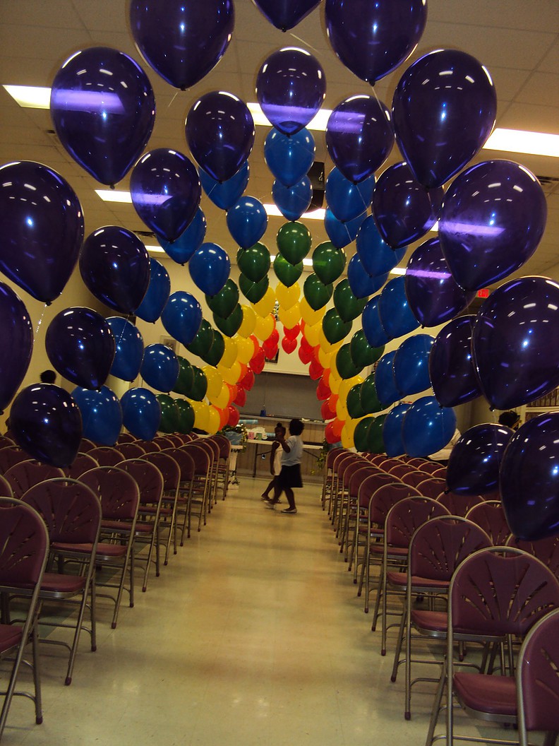 Custom String of Pearl Indoor Balloon Arch