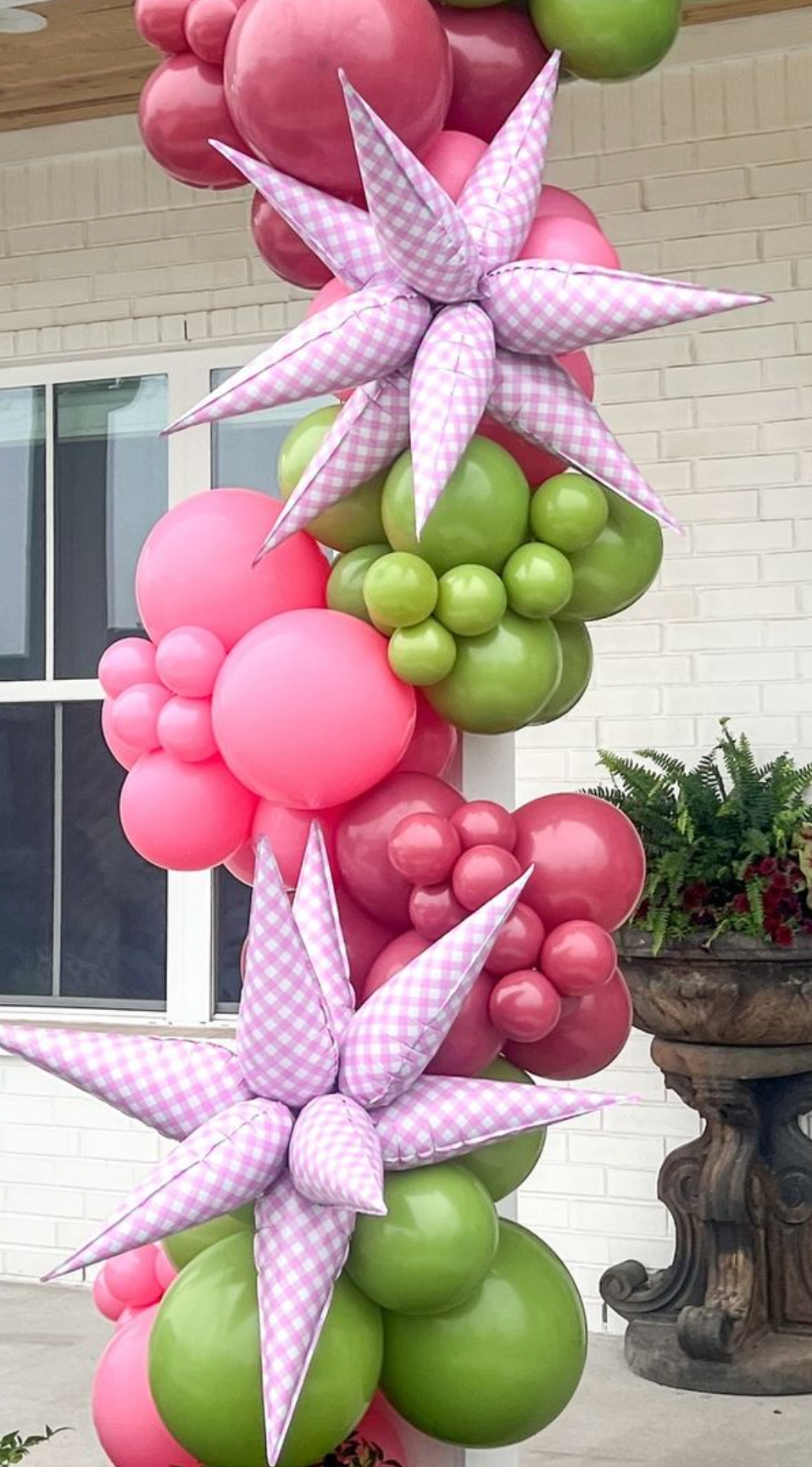 Pink Gingham Starburst 40" Non-Floating Foil Balloon