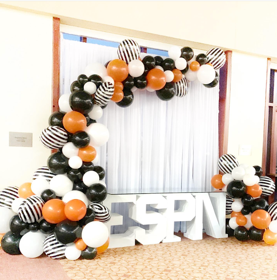 Small Terracotta Latex Balloon (11 Inch)