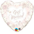 Just Married with Roses Heart (18 Inch)