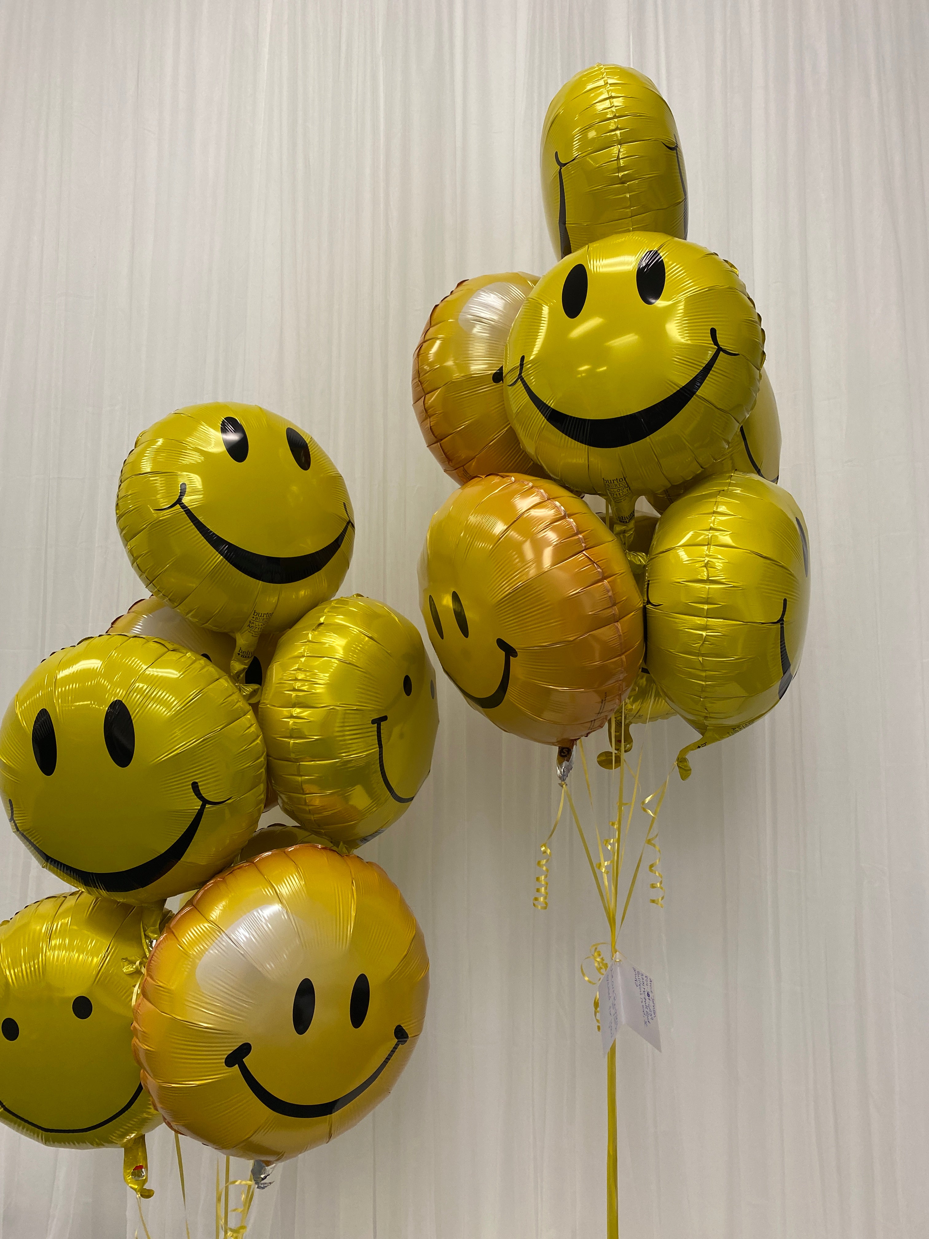 Yellow Smiley Face Gift Bouquet (7 Balloons)